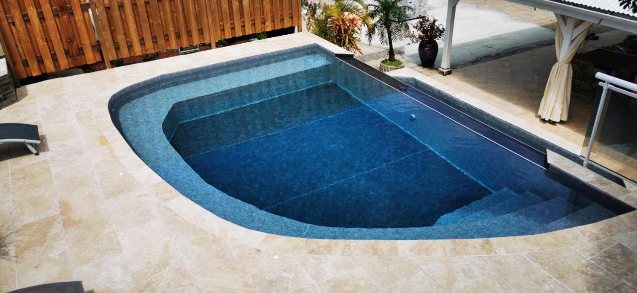 Residence B&L Lagon : Bungalow Corail Sainte-Luce Luaran gambar